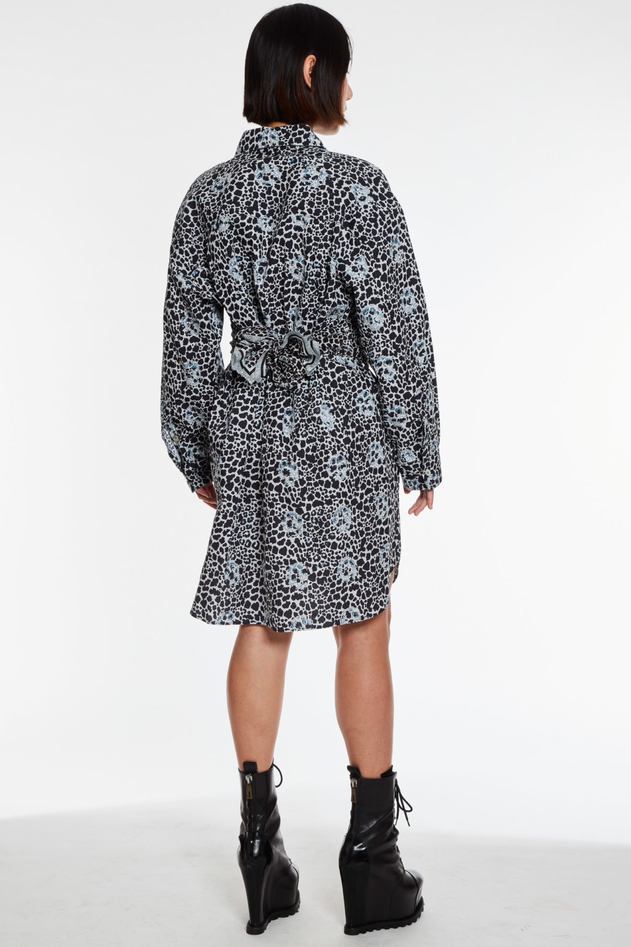 AW20-blousedress-leogrey-2