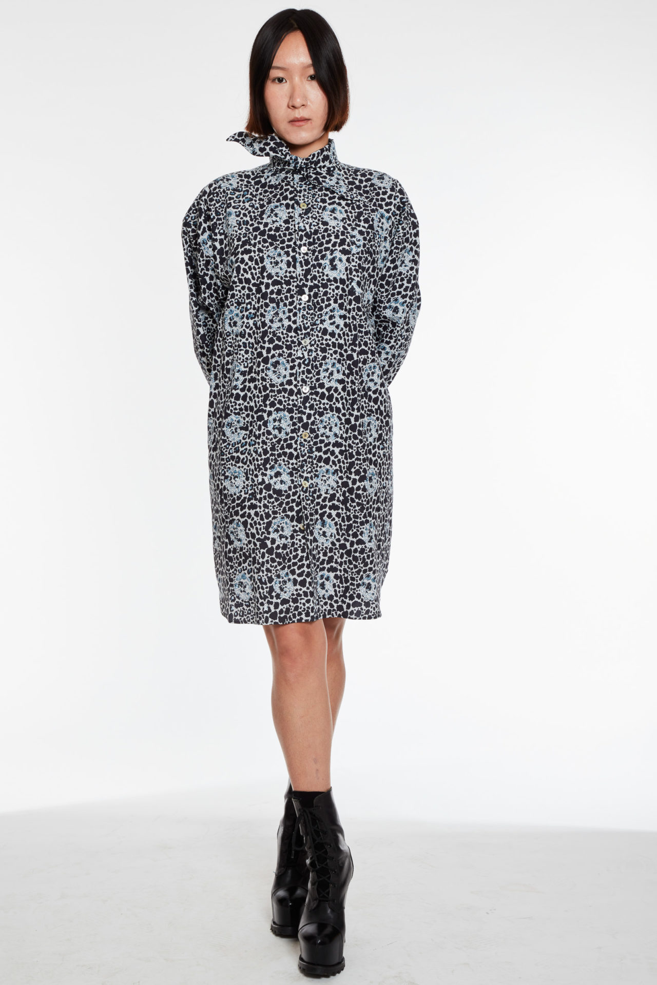 AW20-blousedress-leogrey-4