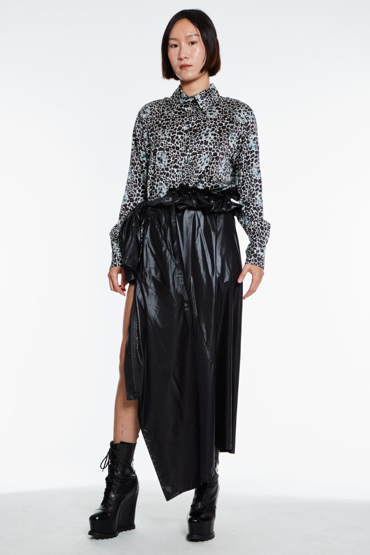 AW20-classicshirt-leogrey-1