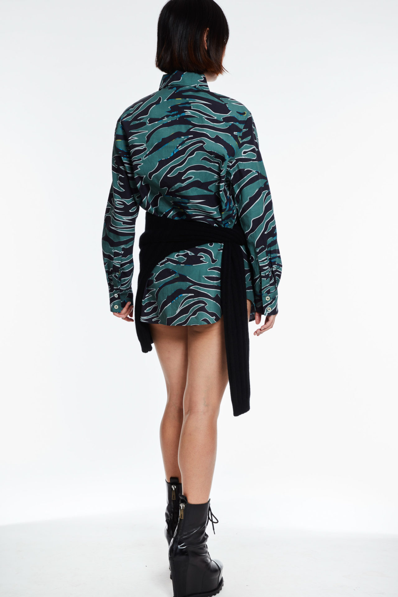 AW20-classicshirt-zebra-2