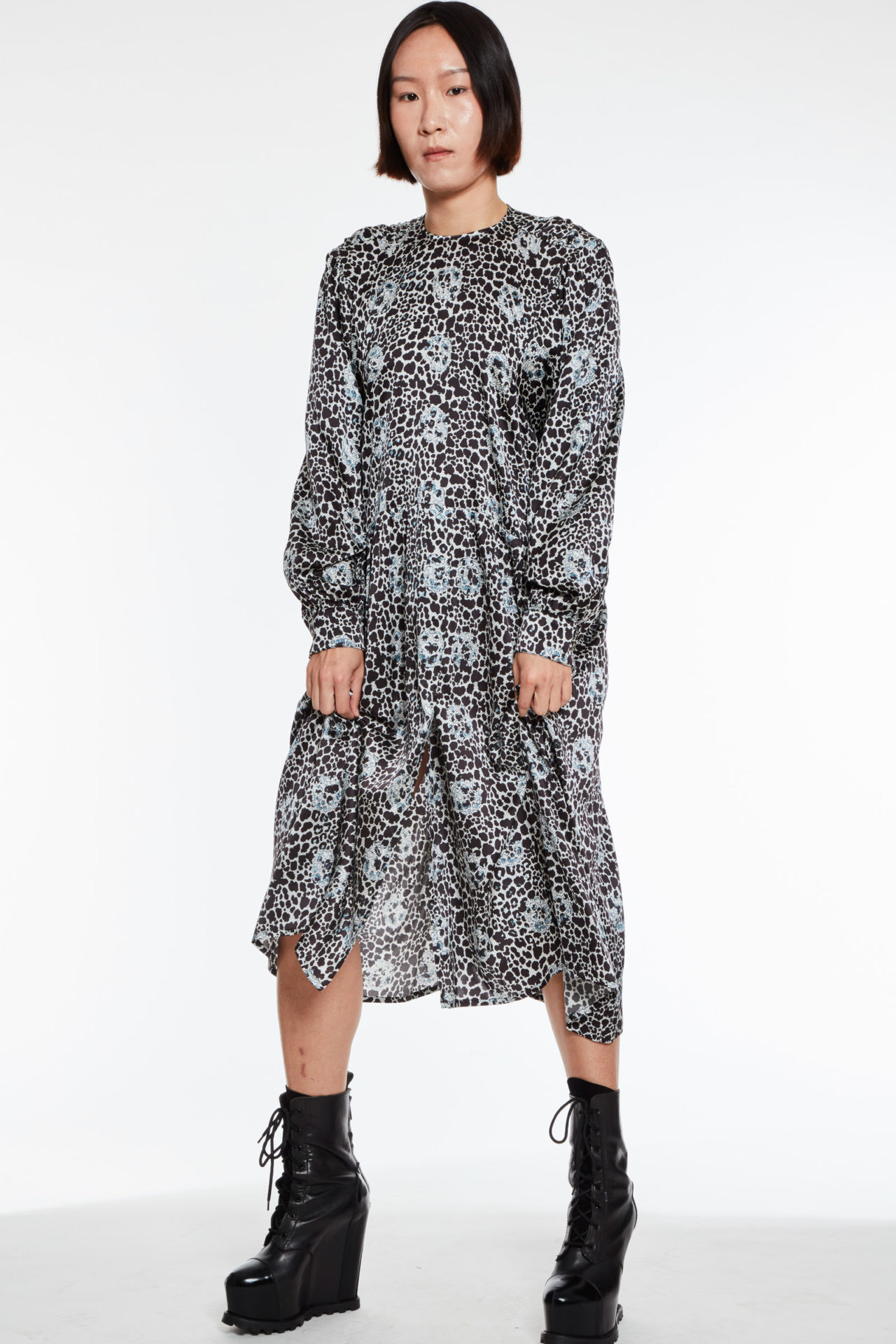 AW20-puffydress-leogrey-3