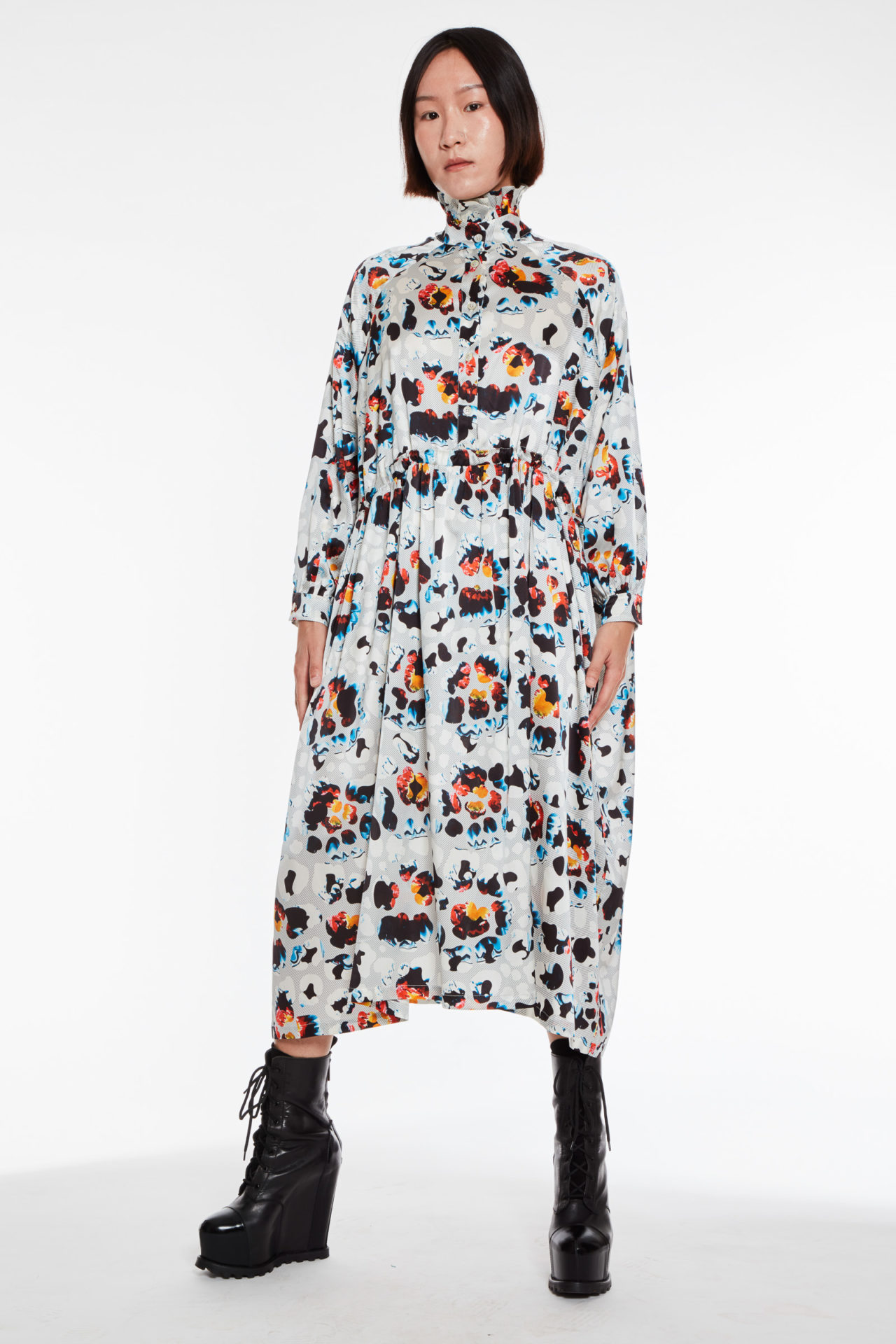 AW20-raglandress-leobluered-1