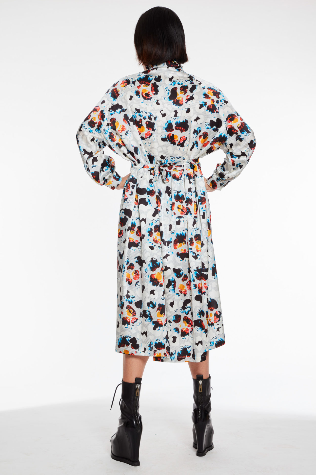 AW20-raglandress-leobluered-4