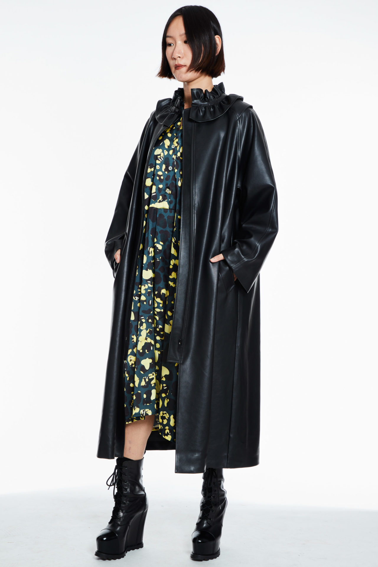 AW20-ruffledcoat-black-leather-3