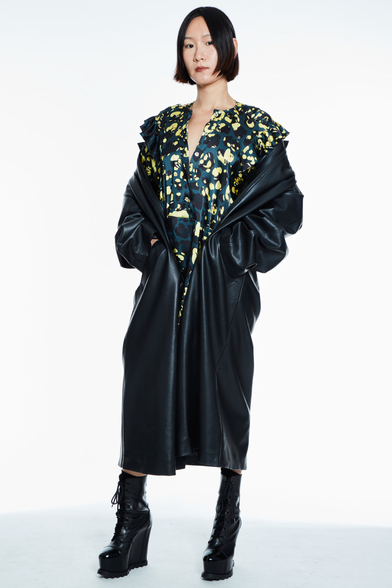 AW20-ruffledcoat-black-leather-5