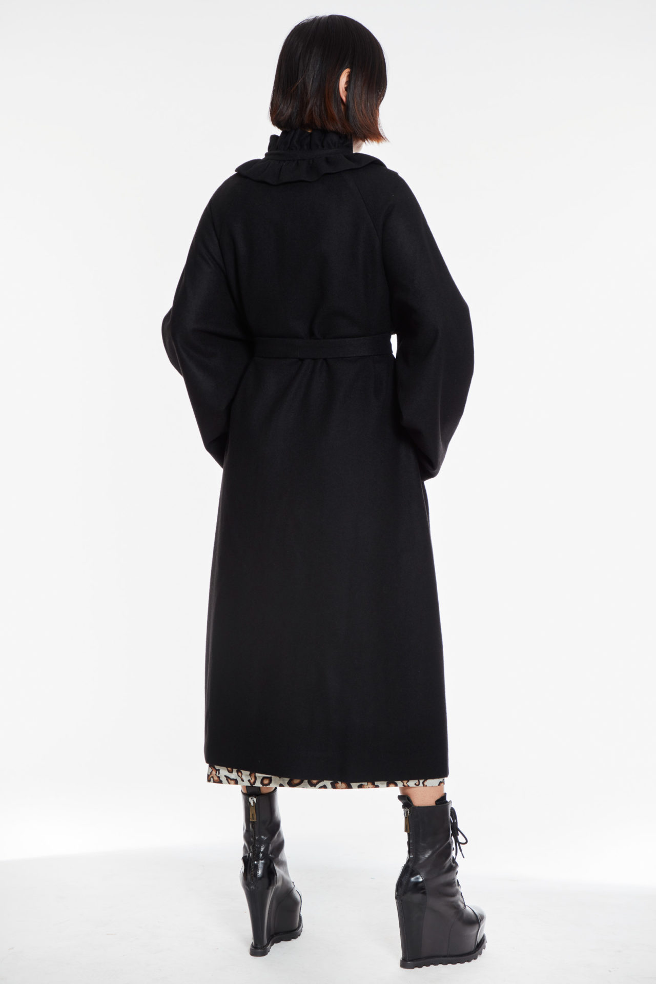 AW20-ruffledcoat-loden-2